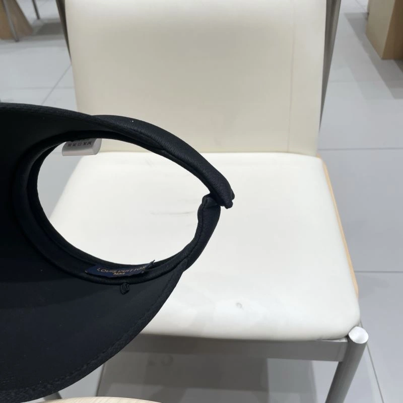Louis Vuitton Caps Attractive 261815