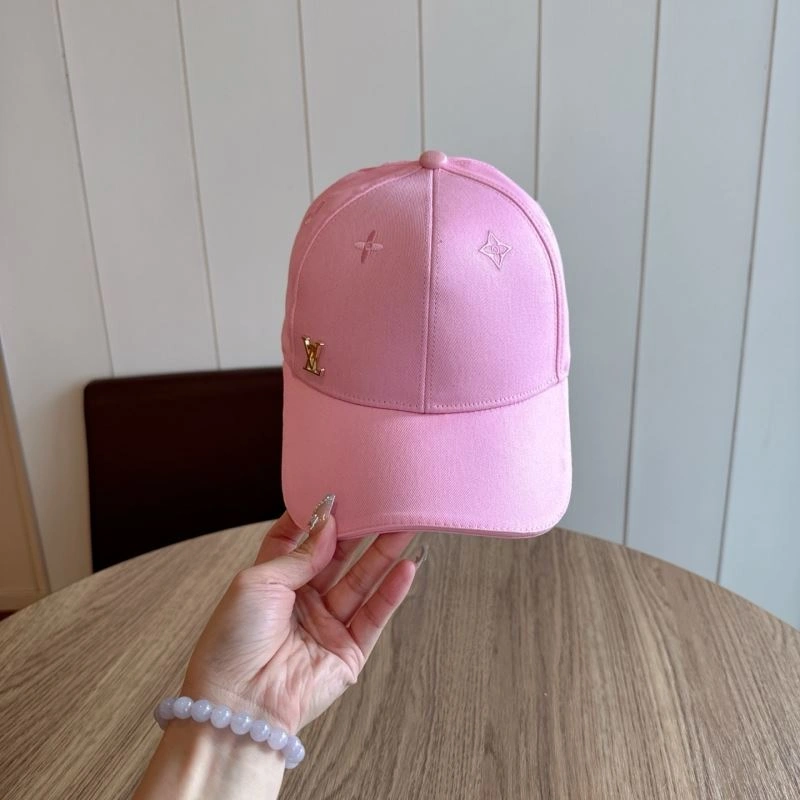 Louis Vuitton Caps Refined 261788