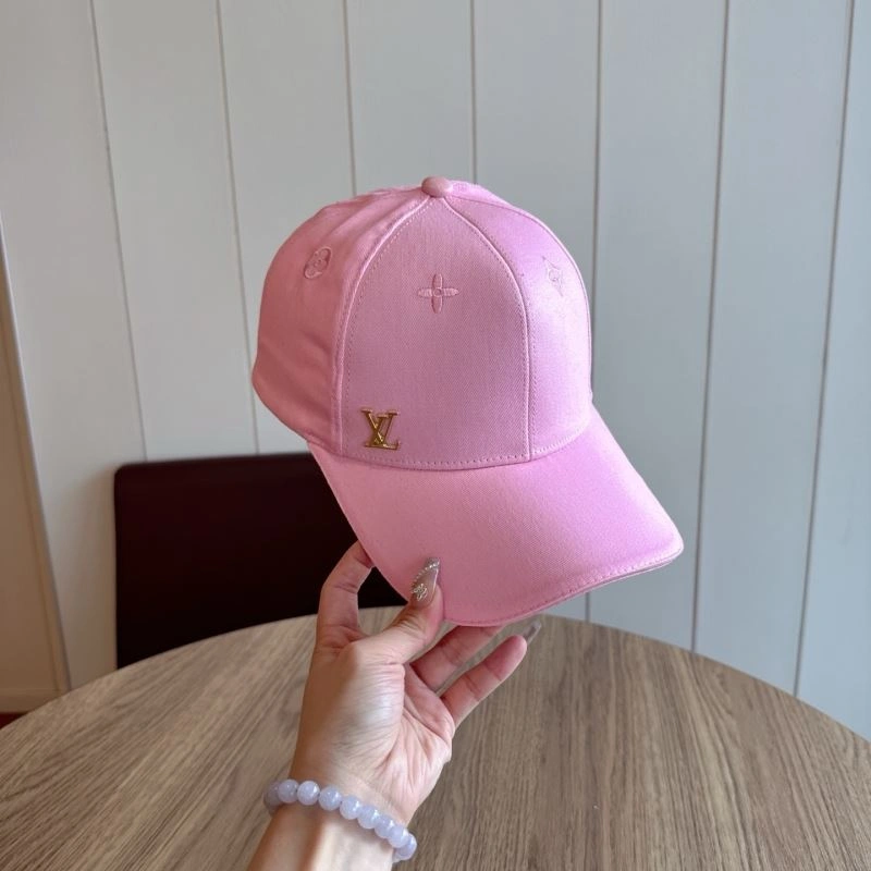 Louis Vuitton Caps Refined 261788
