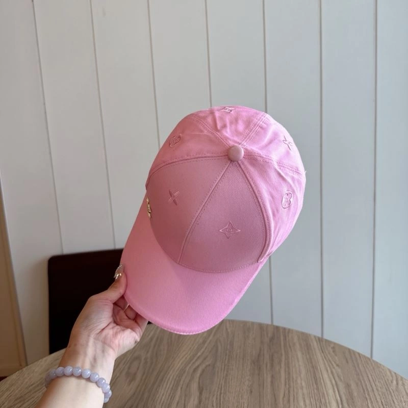 Louis Vuitton Caps Refined 261788