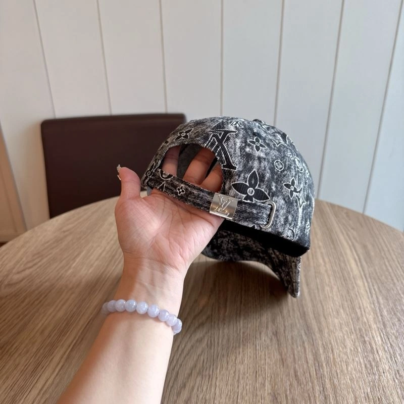 HighPerformance Louis Vuitton Caps 261806