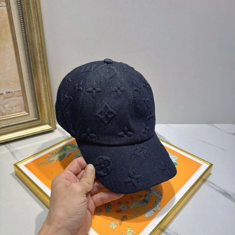 Louis Vuitton Caps Effortless 261803