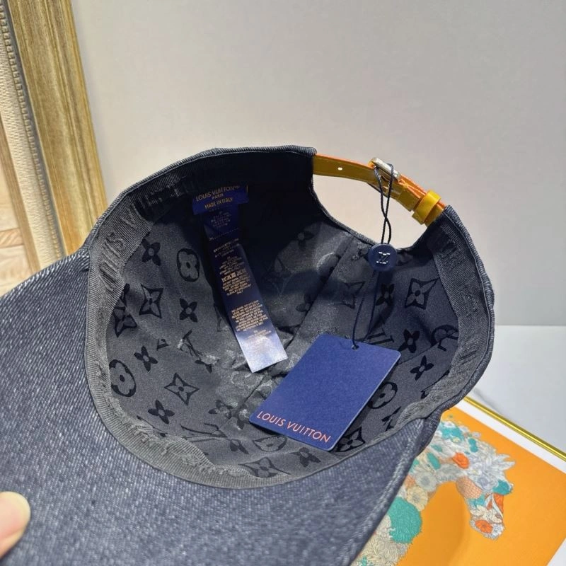 Louis Vuitton Caps Effortless 261803