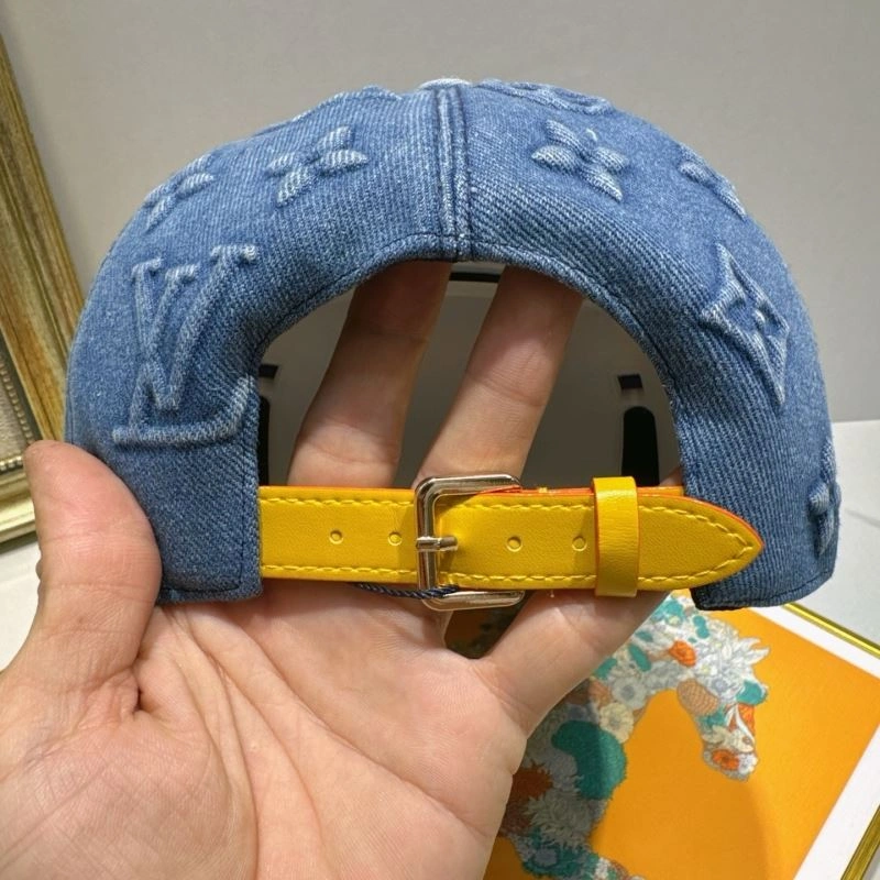 Louis Vuitton Caps Tailored 261805