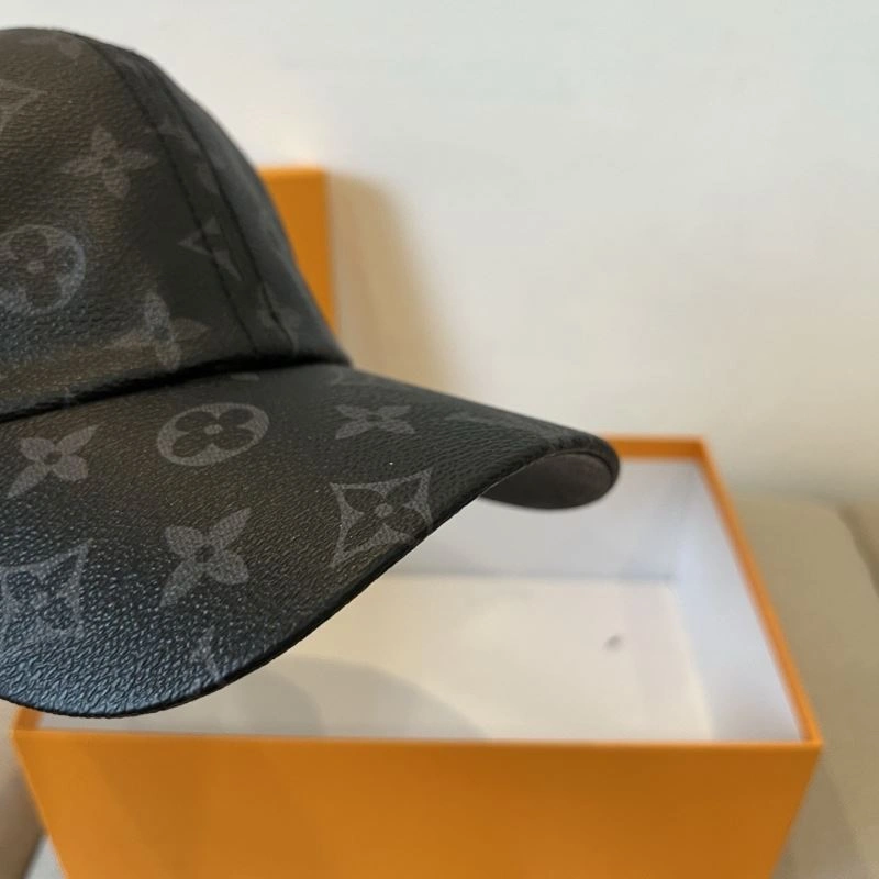 Louis Vuitton Caps Durable 261789