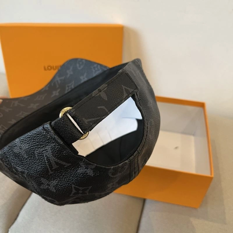 Louis Vuitton Caps Durable 261789