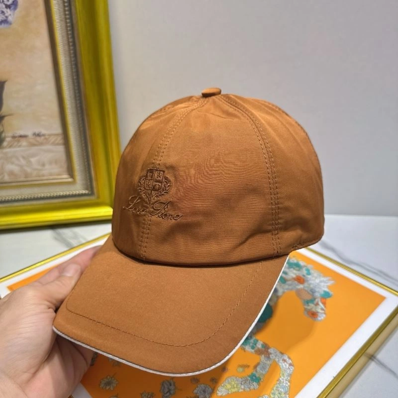 Louis Vuitton Caps Sleek 261779