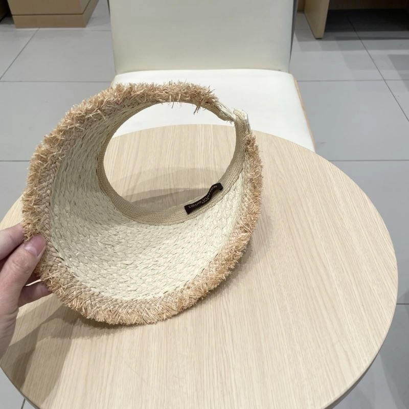 Louis Vuitton Caps UrbanChic 261770