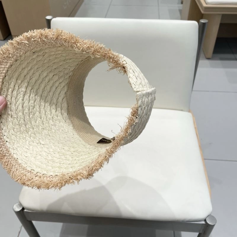 Louis Vuitton Caps UrbanChic 261770