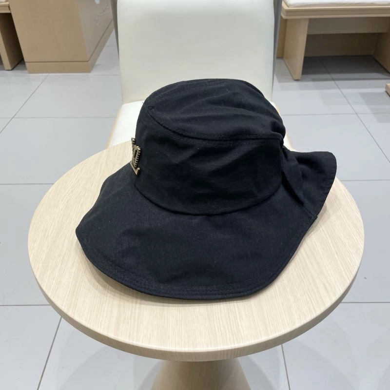 Louis Vuitton Caps UrbanChic 261760
