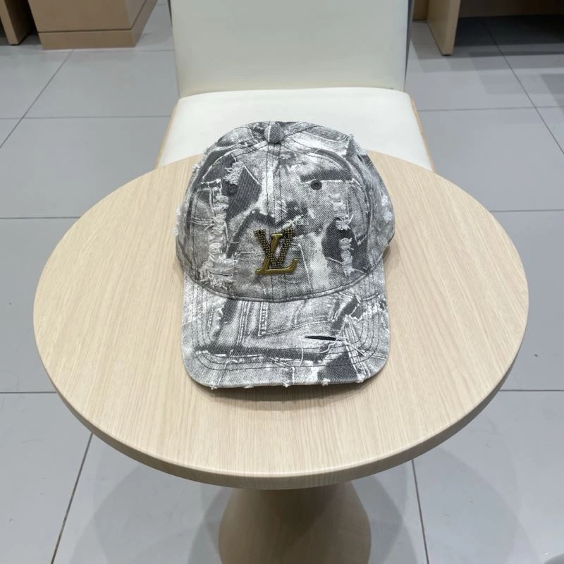 Louis Vuitton Caps Chic 261749