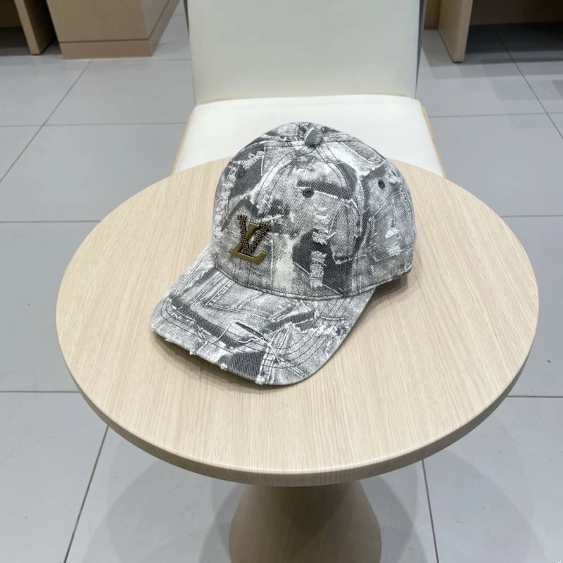 Louis Vuitton Caps Chic 261749