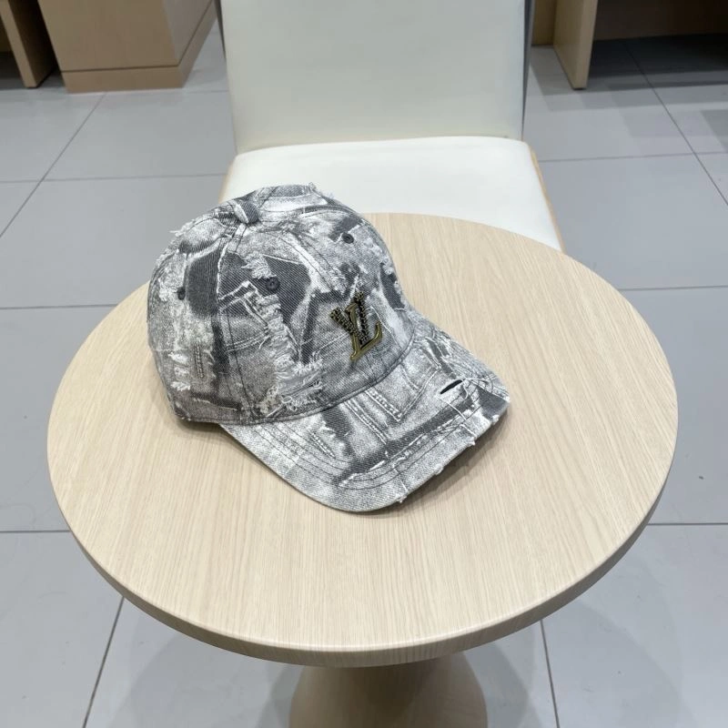 Louis Vuitton Caps Chic 261749