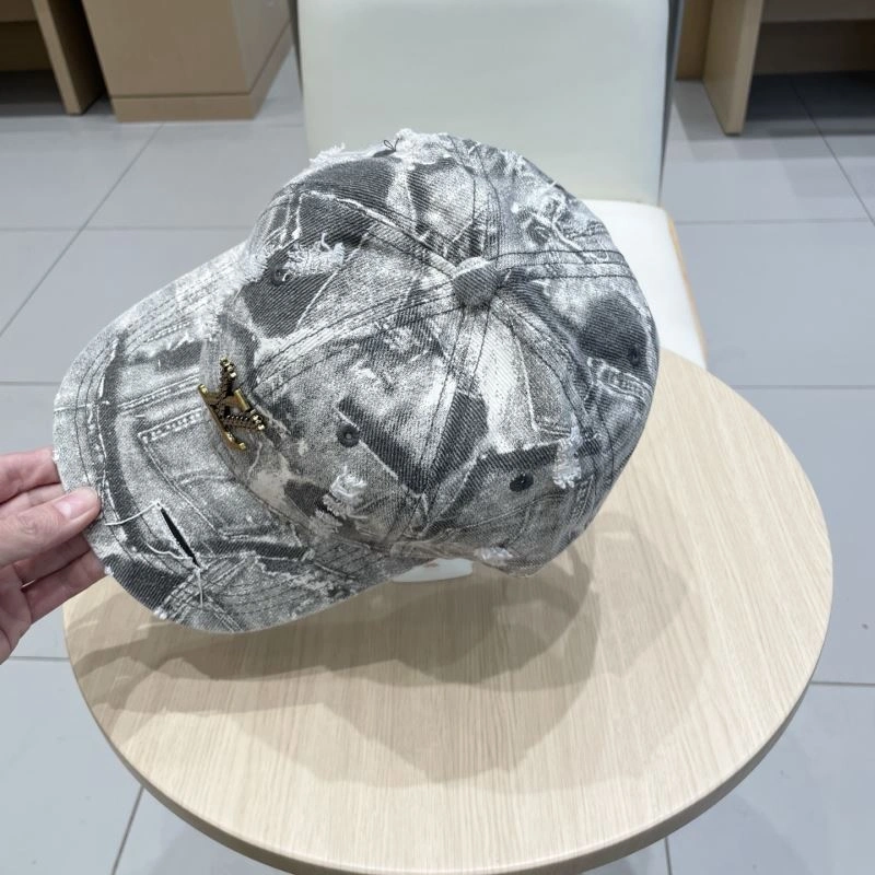 Louis Vuitton Caps Chic 261749