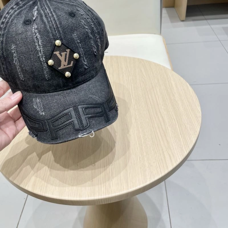 HighPerformance Louis Vuitton Caps 261764