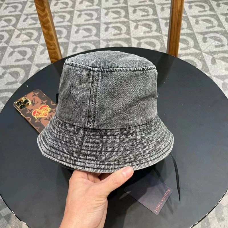 ZeroBulk Louis Vuitton Caps 261768