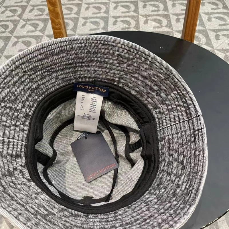 ZeroBulk Louis Vuitton Caps 261768