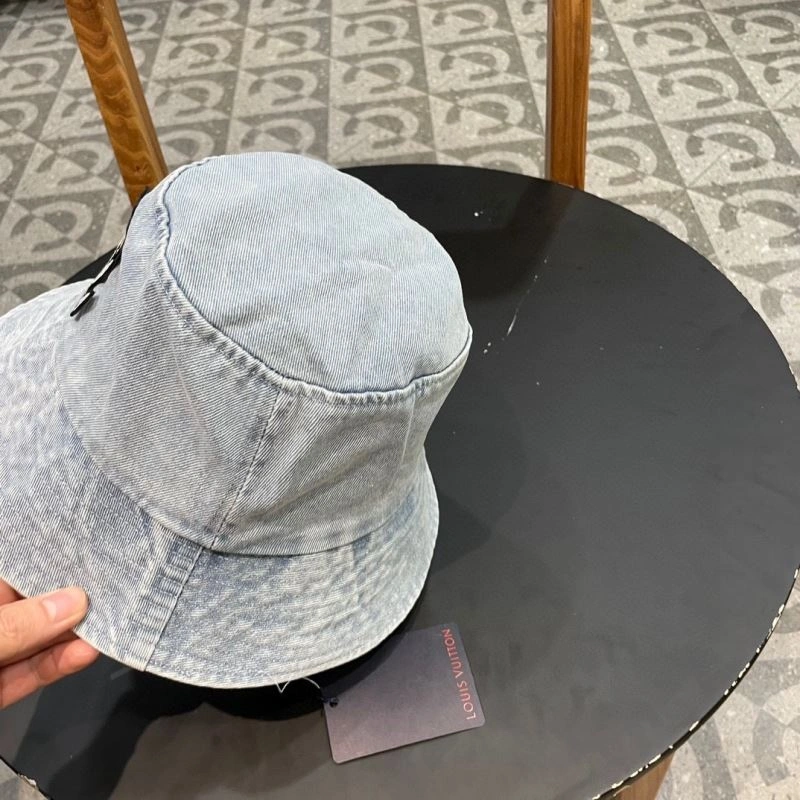 ModernLook Louis Vuitton Caps 261752