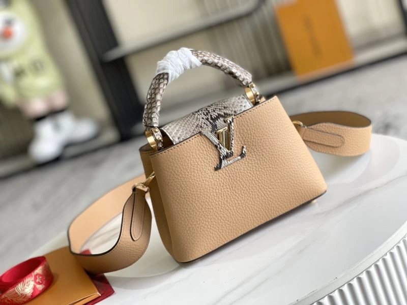 FastDry Louis Vuitton Capucines BB Bags 94392