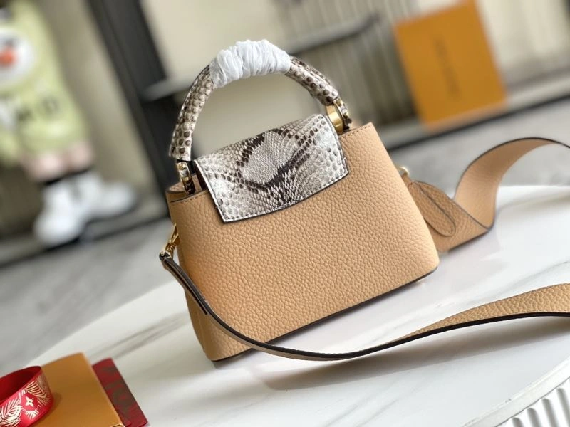FastDry Louis Vuitton Capucines BB Bags 94392