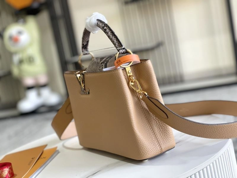 EasyCare Louis Vuitton Capucines BB Bags 94389