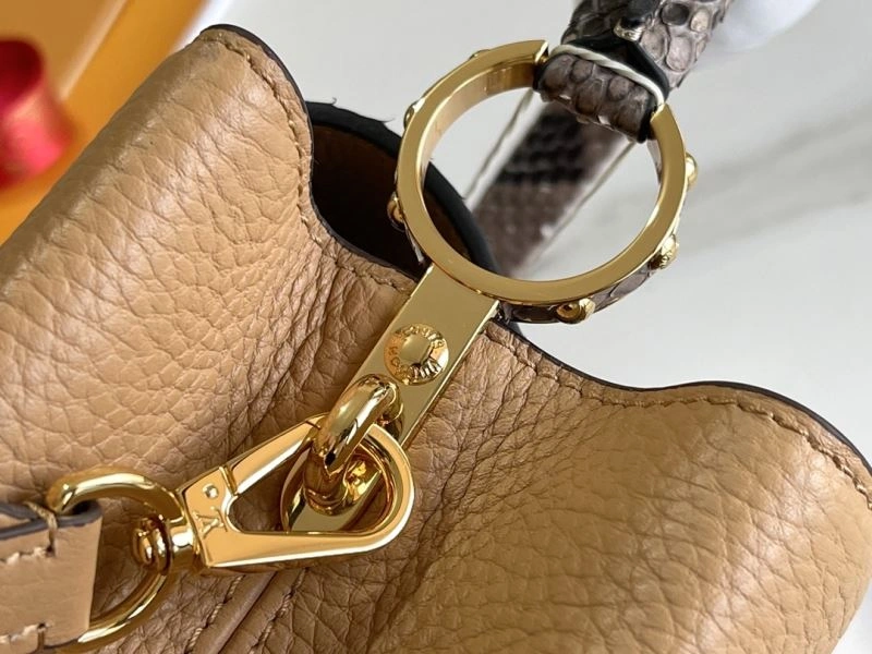 EasyCare Louis Vuitton Capucines BB Bags 94389