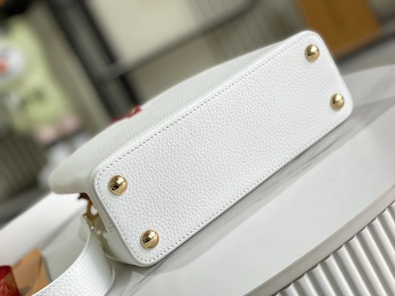 Louis Vuitton Capucines BB Bags Practical 94382
