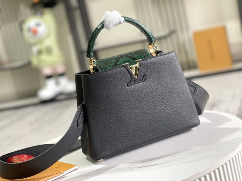 SoftTouch Louis Vuitton Capucines BB Bags 94379