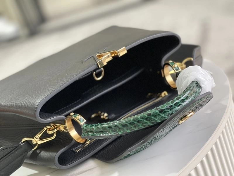 SoftTouch Louis Vuitton Capucines BB Bags 94379
