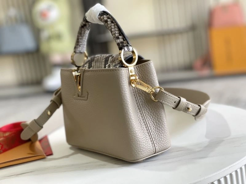 Louis Vuitton Capucines BB Bags Minimalist 94381