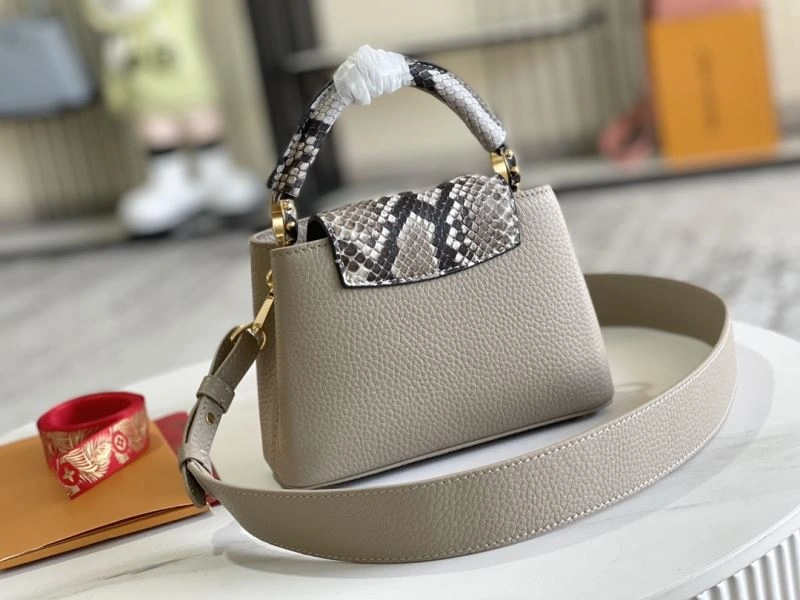 Louis Vuitton Capucines BB Bags Minimalist 94381