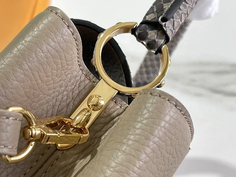 Trendsetting Louis Vuitton Capucines BB Bags 94376