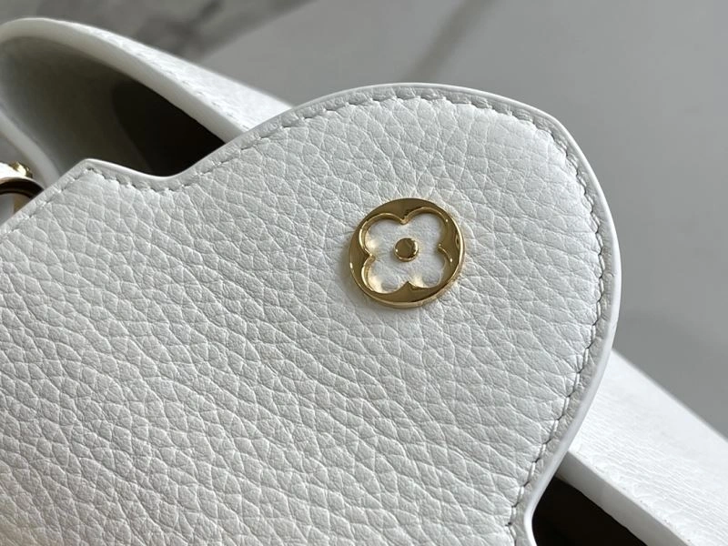OdorResistant Louis Vuitton Capucines BB Bags 94372