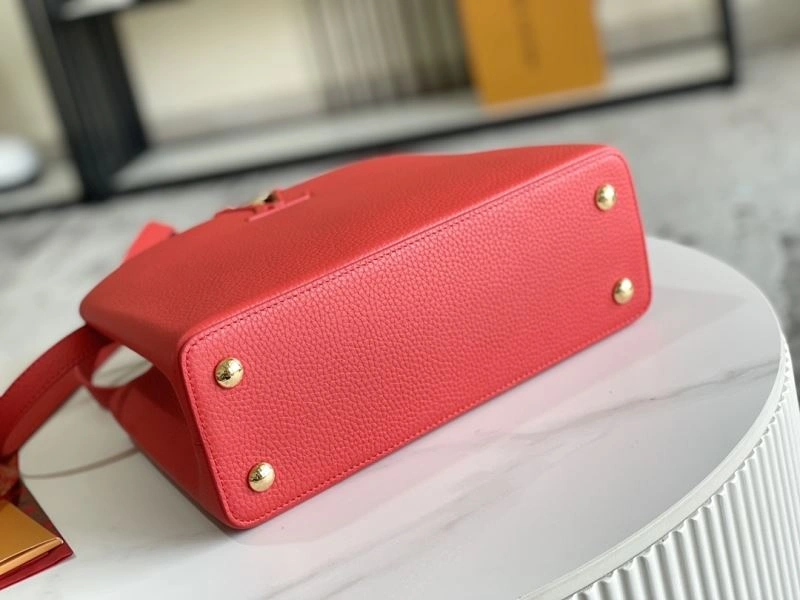 ModernLook Louis Vuitton Capucines BB Bags 94403