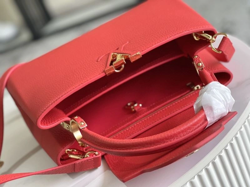 ModernLook Louis Vuitton Capucines BB Bags 94403