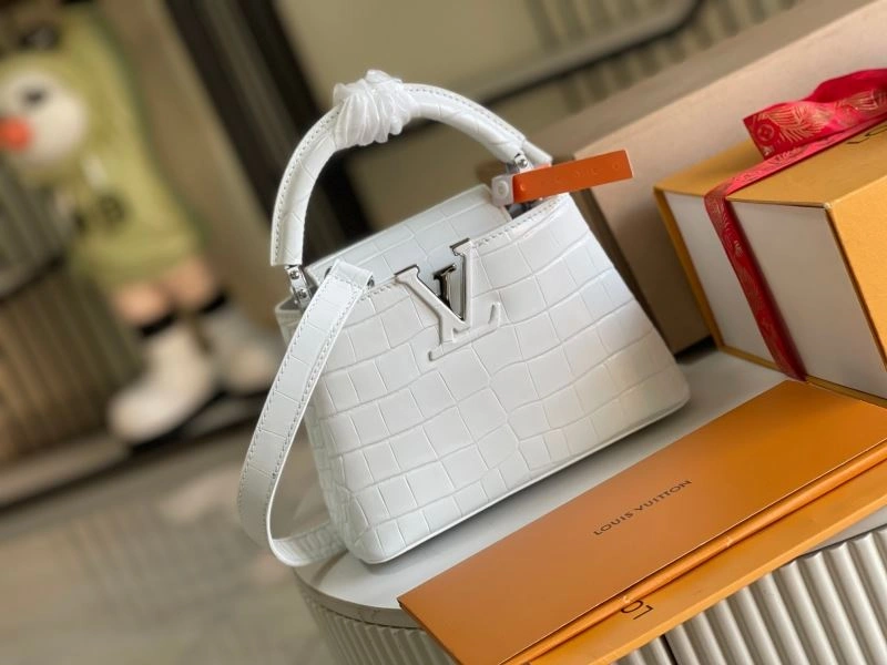 Louis Vuitton Capucines BB Bags Modern 93977