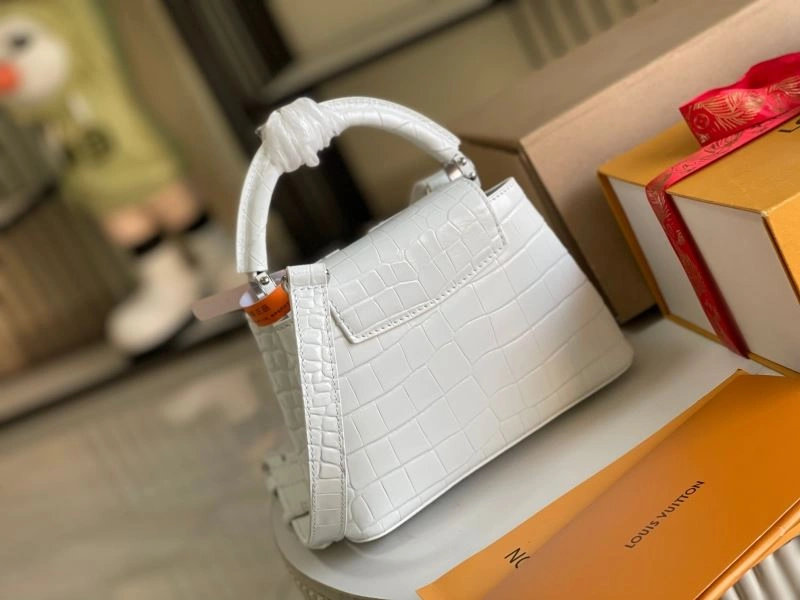 Louis Vuitton Capucines BB Bags Modern 93977