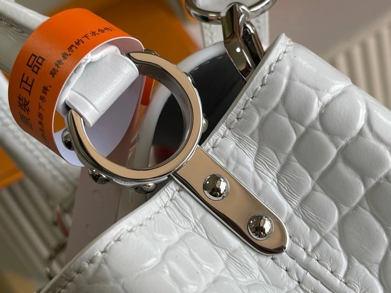 Louis Vuitton Capucines BB Bags Modern 93977