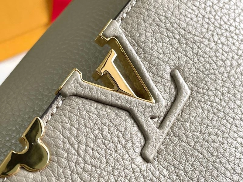 Louis Vuitton Capucines BB Bags Breathable 94003