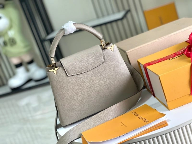 Louis Vuitton Capucines BB Bags Breathable 94003