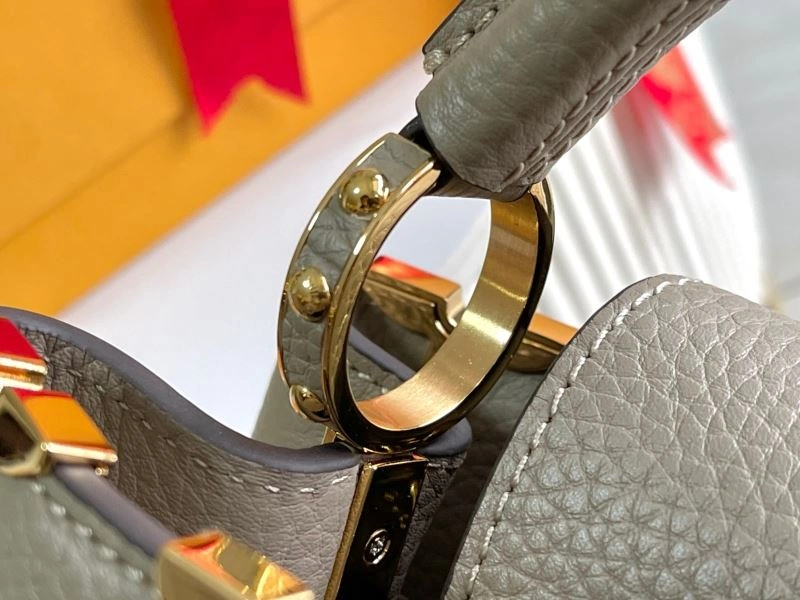Louis Vuitton Capucines BB Bags Breathable 94003