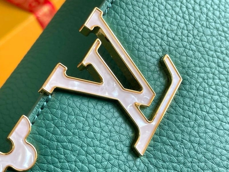 Louis Vuitton Capucines BB Bags Breathable 93967