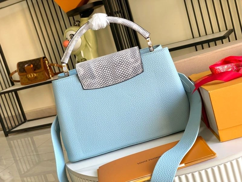 Louis Vuitton Capucines BB Bags StreetReady 93963