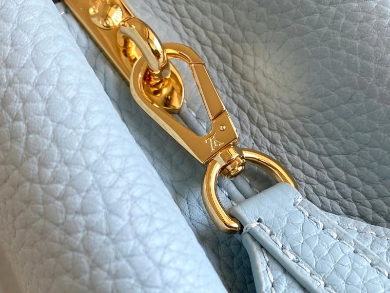 Louis Vuitton Capucines BB Bags StreetReady 93963