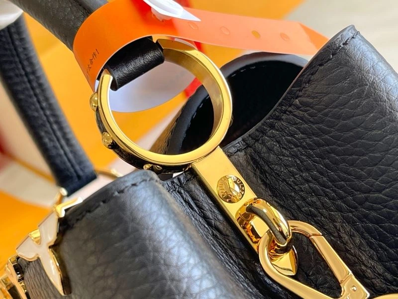 Louis Vuitton Capucines BB Bags ComfortFit 94025