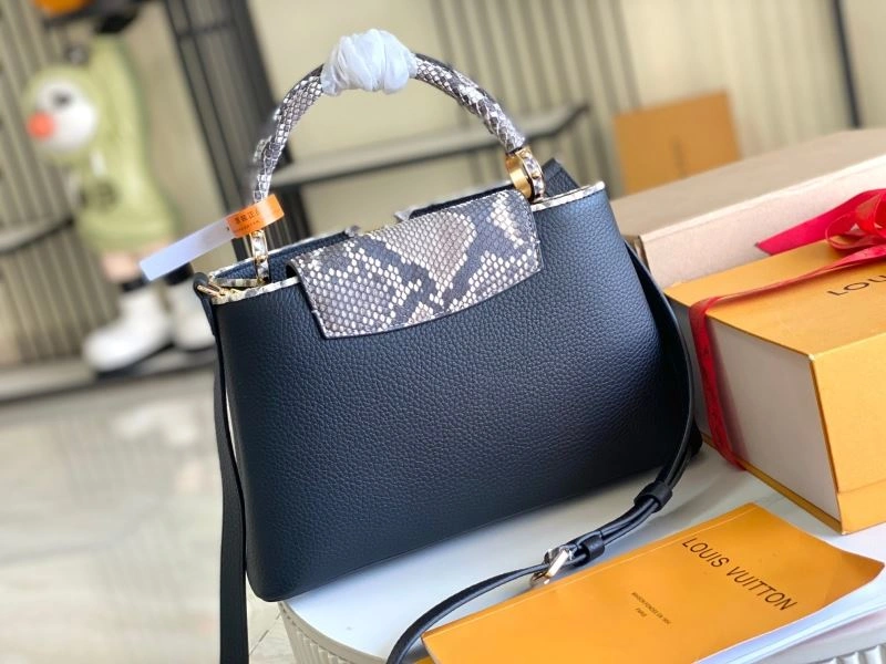 Louis Vuitton Capucines BB Bags ComfortFit 93956