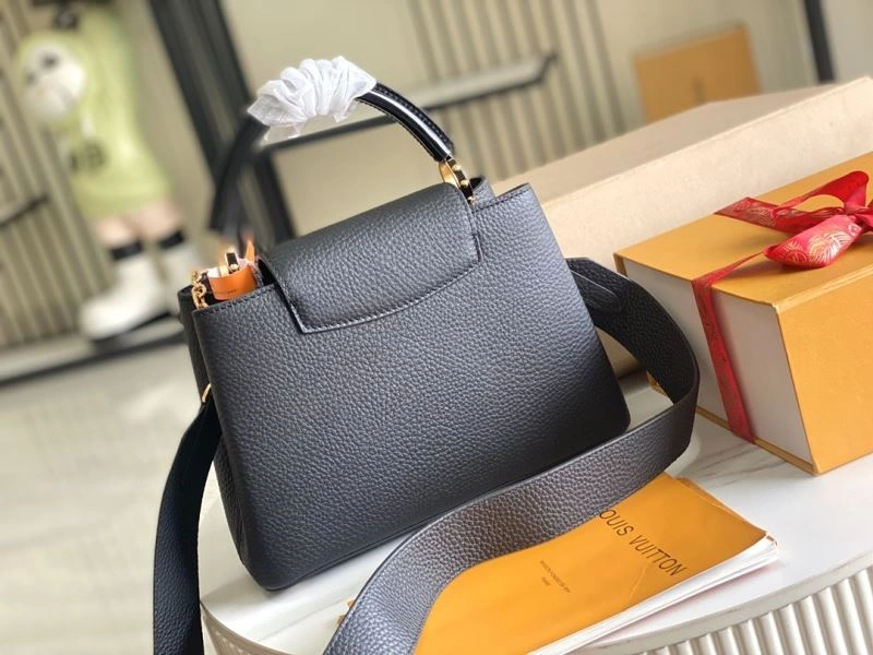 FashionForward Louis Vuitton Capucines BB Bags 93952