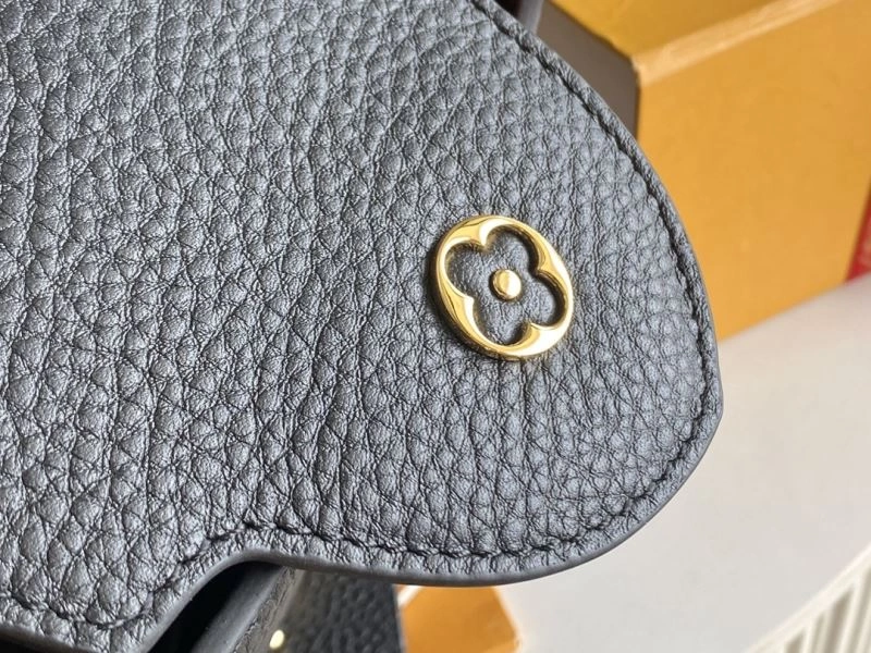 FashionForward Louis Vuitton Capucines BB Bags 93952