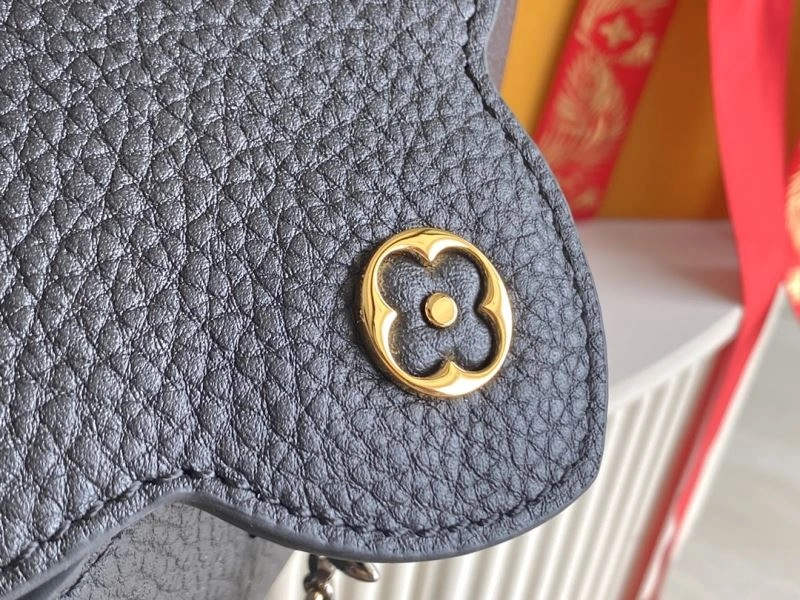 Sporty Louis Vuitton Capucines BB Bags 93949