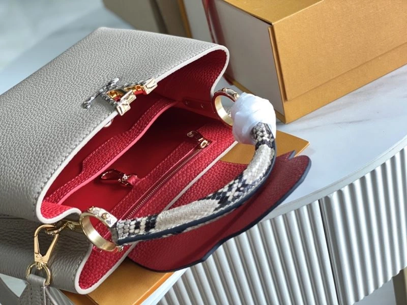 Timeless Louis Vuitton Capucines BB Bags 93955